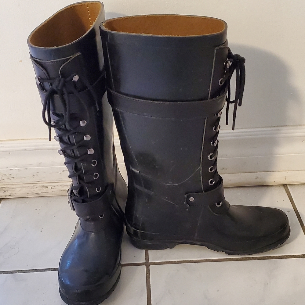Bcbg Rainboots